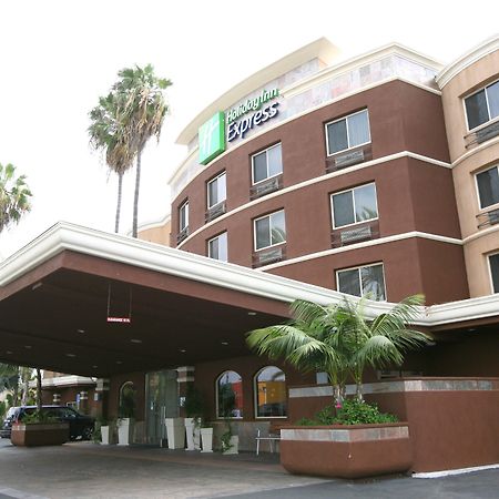 Holiday Inn Express San Diego South - Chula Vista By Ihg Exterior photo