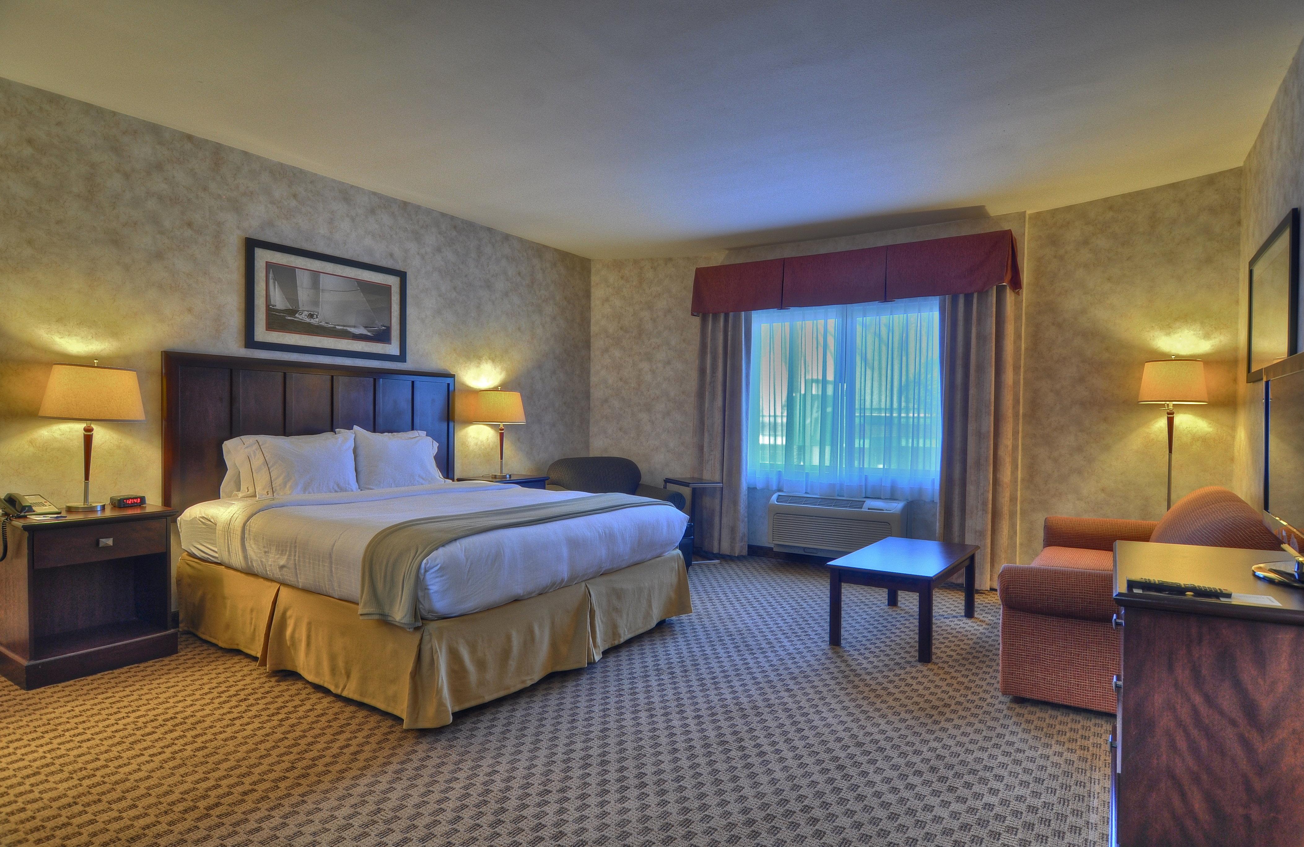 Holiday Inn Express San Diego South - Chula Vista By Ihg Exterior photo