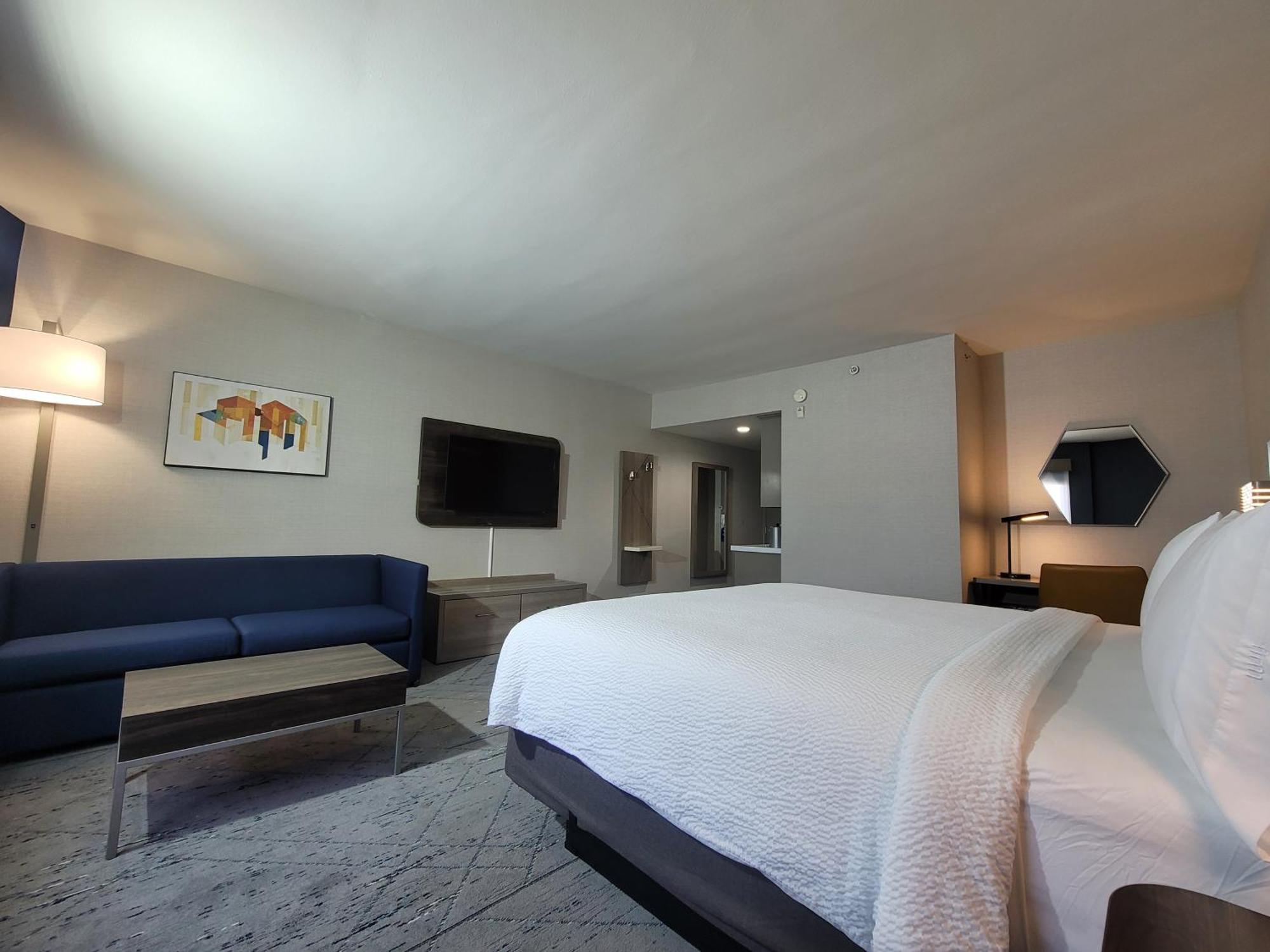 Holiday Inn Express San Diego South - Chula Vista By Ihg Exterior photo