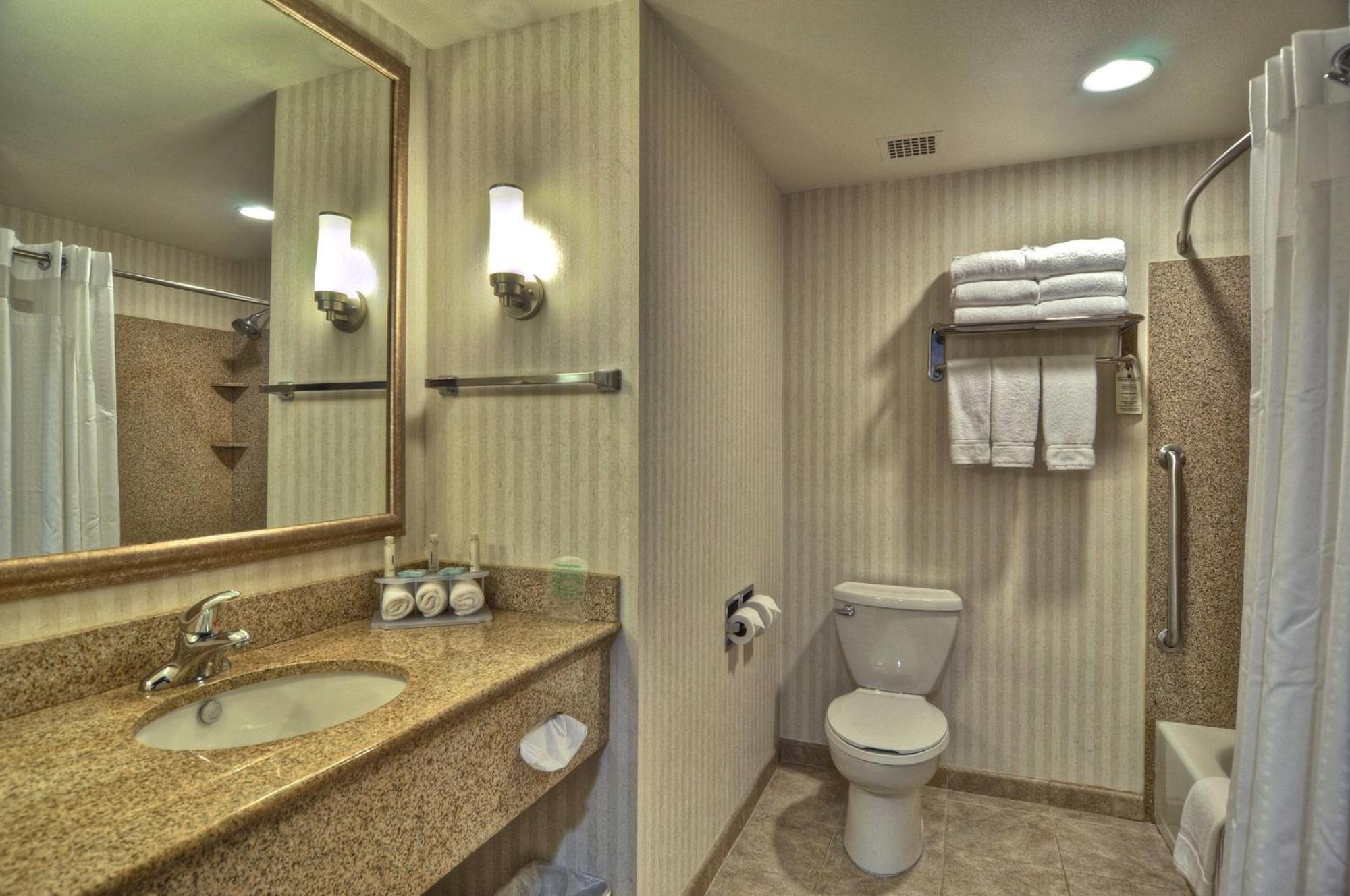 Holiday Inn Express San Diego South - Chula Vista By Ihg Exterior photo